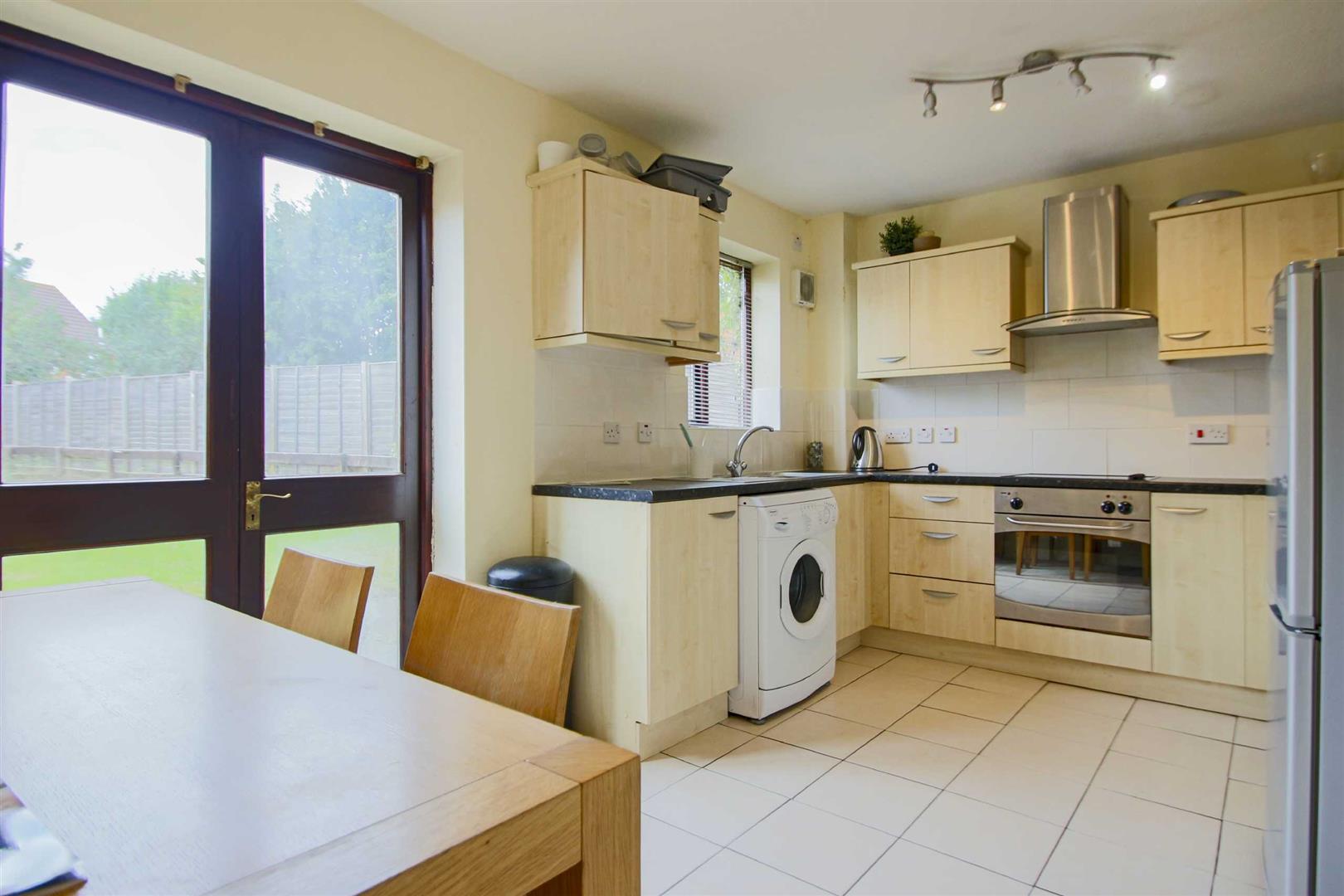 Bergamot Gardens, Walnut Tree, Milton Keynes